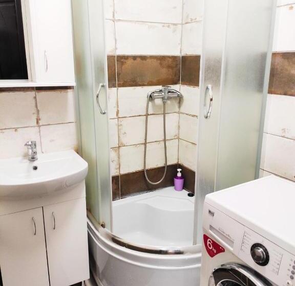 اتاق استاندارد, дешеві кімнати біля парку