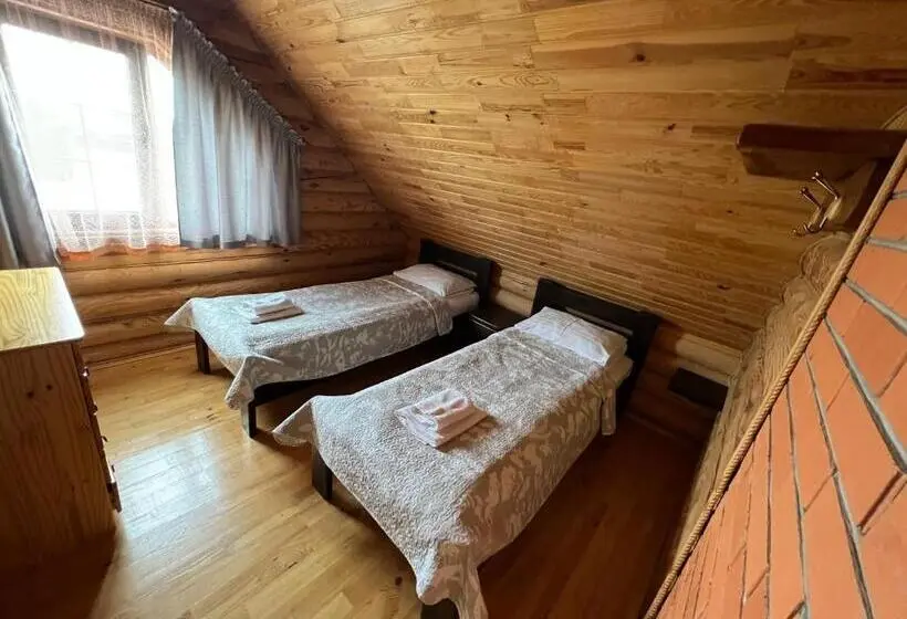 ３ベッドルームハウス, боброва хата