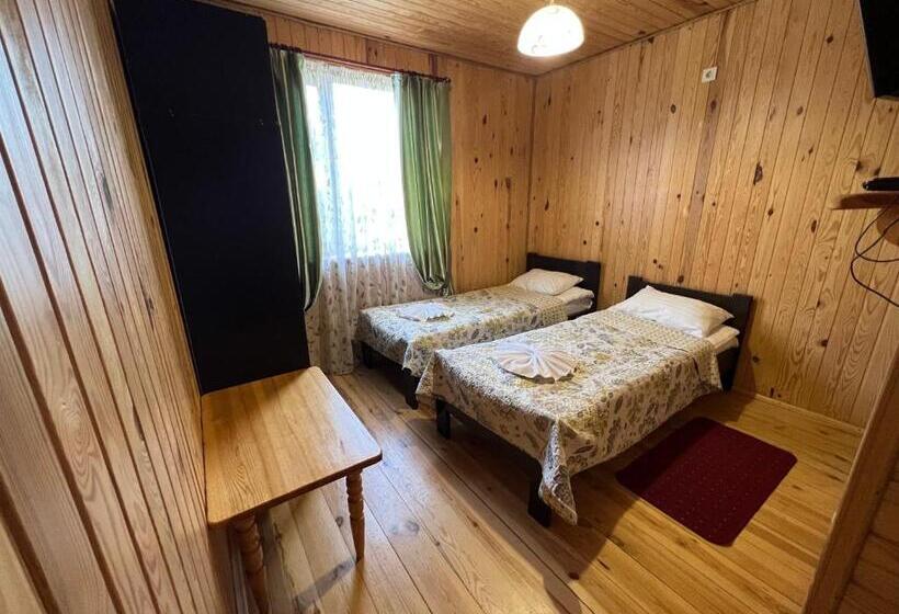 4 Sovrums Hus, боброва хата