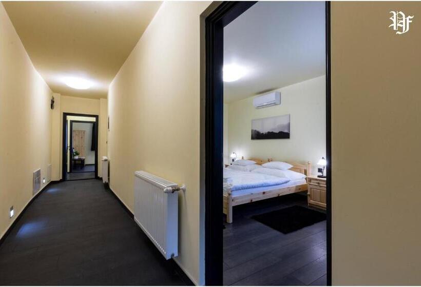 Номер Superior, Pásztó Fogadó