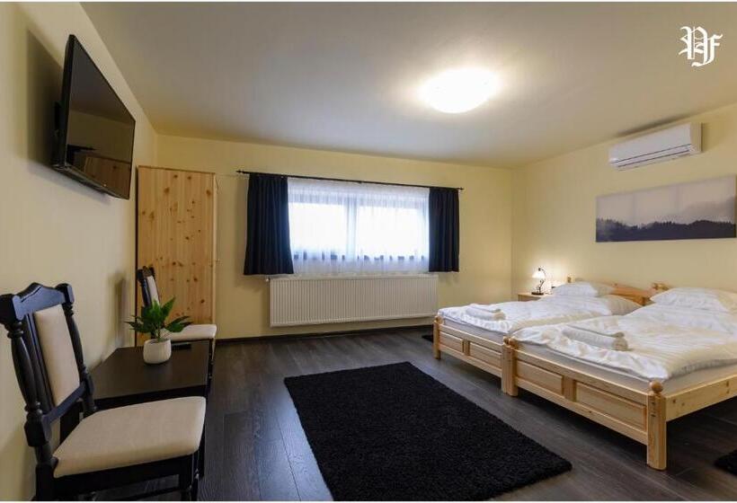 Номер Superior, Pásztó Fogadó