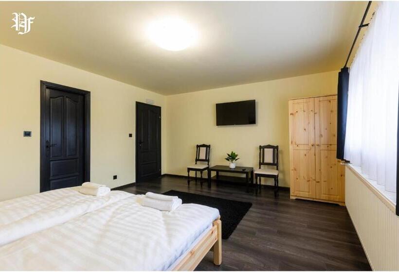 Номер Superior, Pásztó Fogadó