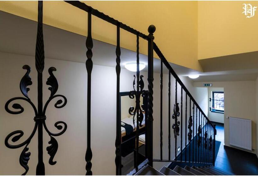 Номер Стандарт, Pásztó Fogadó