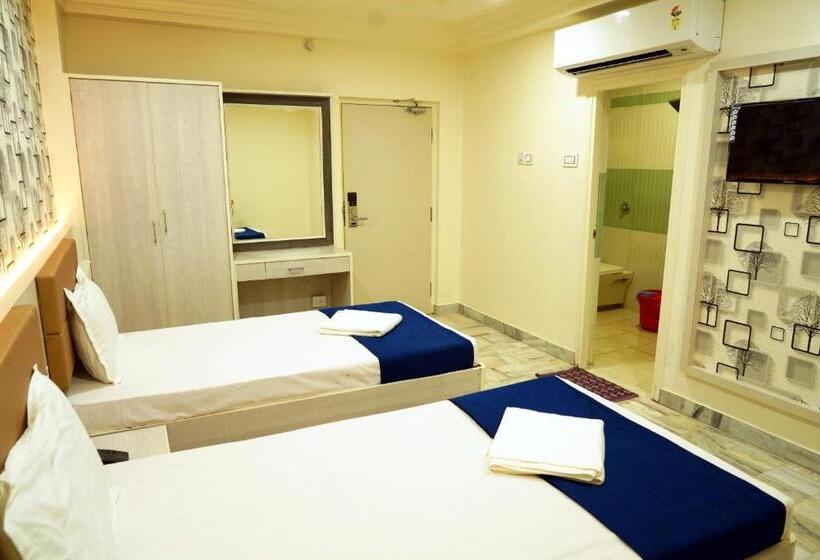 Номер Deluxe, Swagath Grand Miryalaguda