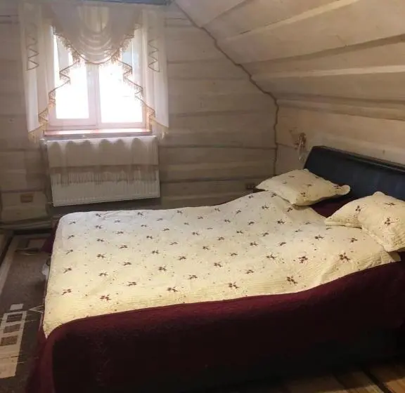 スタンダードルーム, біля комори