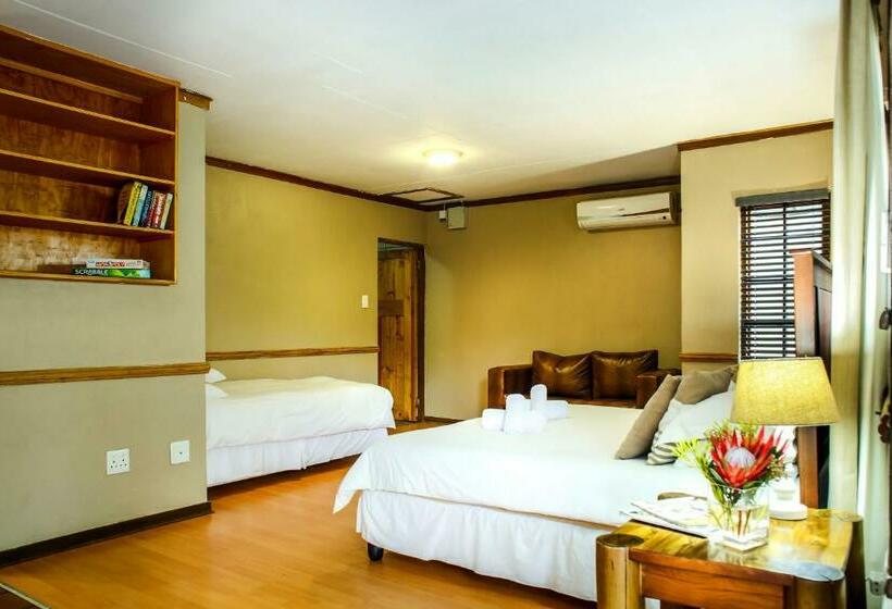 Deluxe Zimmer Kingsize Bett, Nobis House