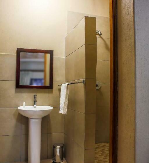 Standardzimmer, Nobis House