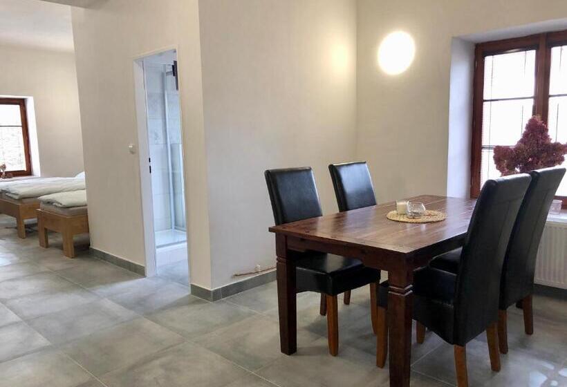 스위트, Penzion Sloup