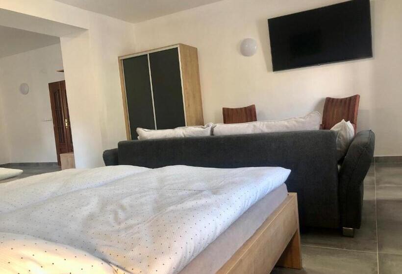 스위트, Penzion Sloup