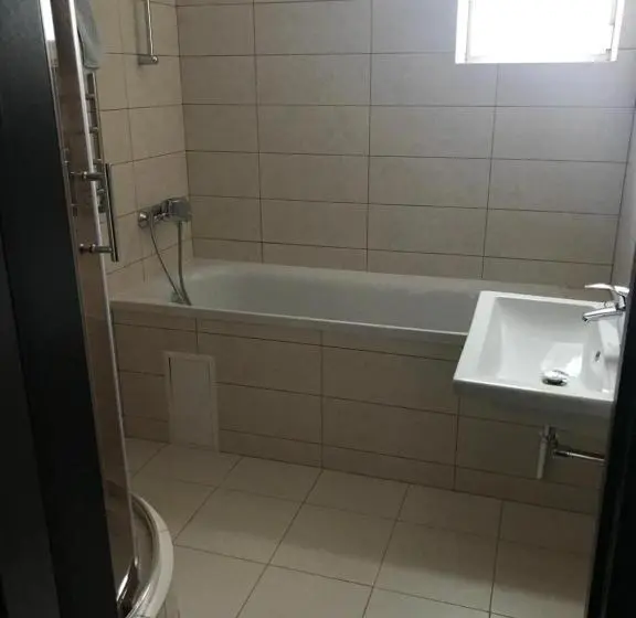 اتاق استاندارد چهار تخته, Neopolis