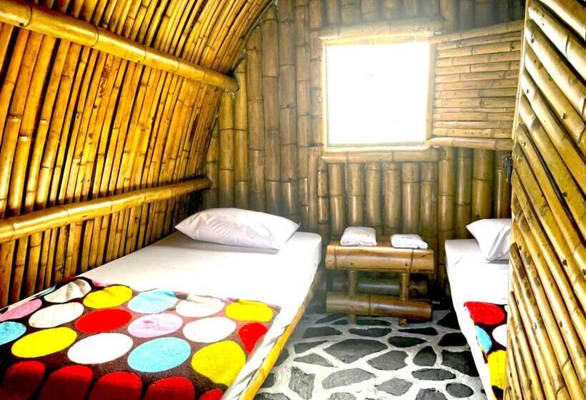 Номер Стандарт, Termales El Escondite