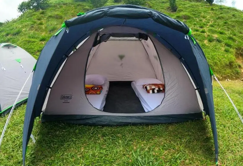 Standard Tent, Termales El Escondite