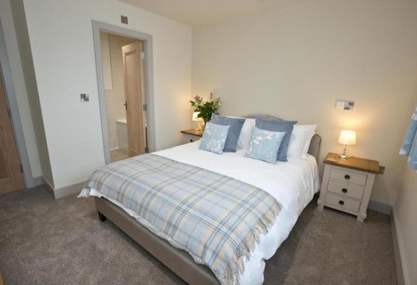 غرفة ديلوكس, The Pig Inn