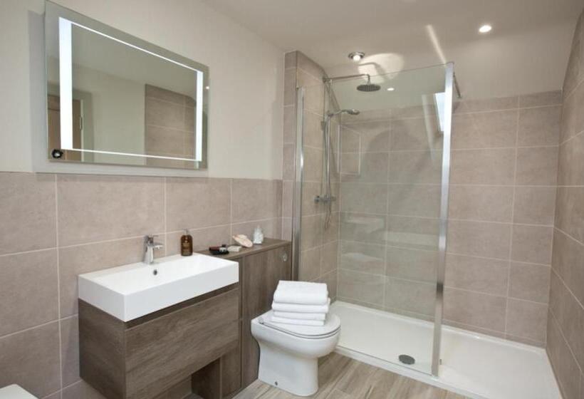 غرفة سوبيريور سرير كينج, The Pig Inn