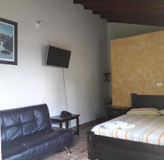 Quarto Triplo Estandar, Alojamiento Campestre Cabañas Mirador Ingrumá Riosucio Caldas