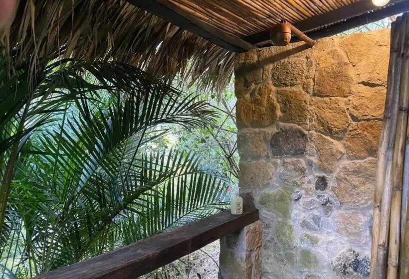スタンダードトリプルルーム, Campestre Mirador Calopala