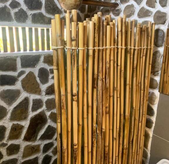 بنجلو ديلوكس, Campestre Mirador Calopala