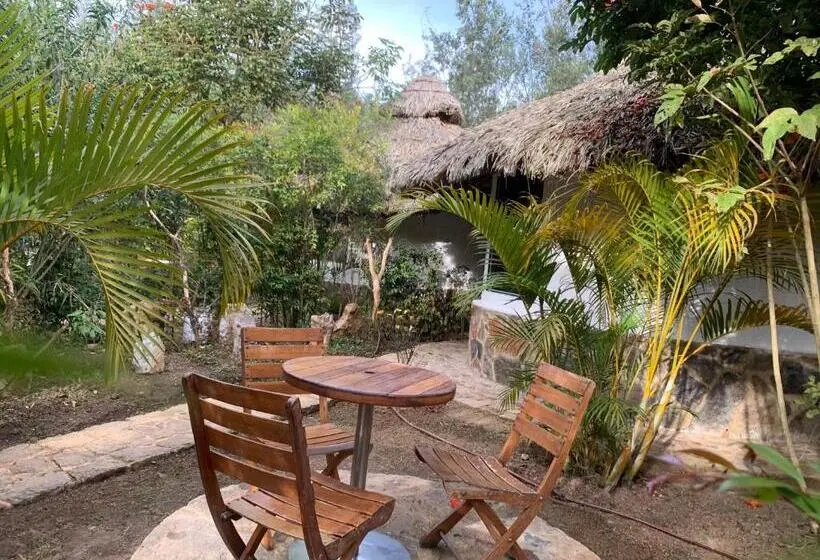 ガーデンビューのスタンダードバンガロー, Campestre Mirador Calopala