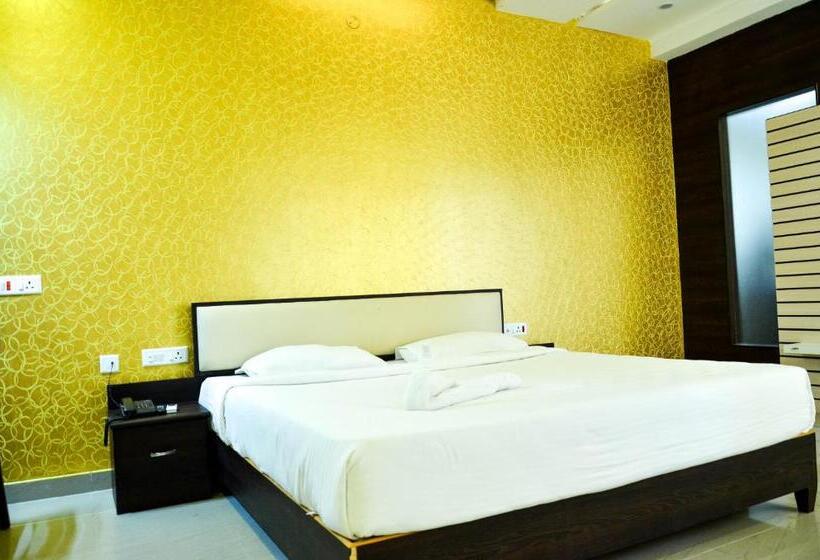 Номер Deluxe, Ambai Grand