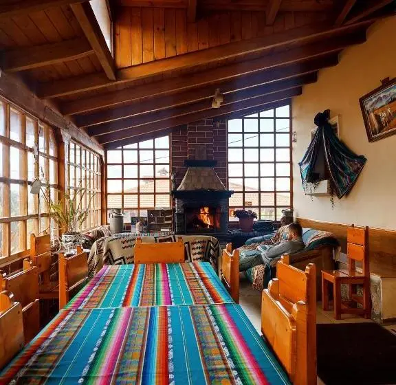 Standard Kolmen Hengen Huone, Cuscungo Cotopaxi Hostel & Lodge