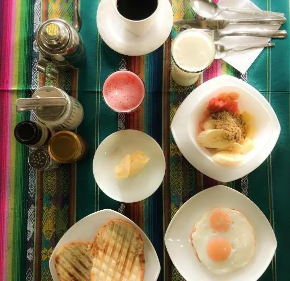 Standard Kolmen Hengen Huone, Cuscungo Cotopaxi Hostel & Lodge