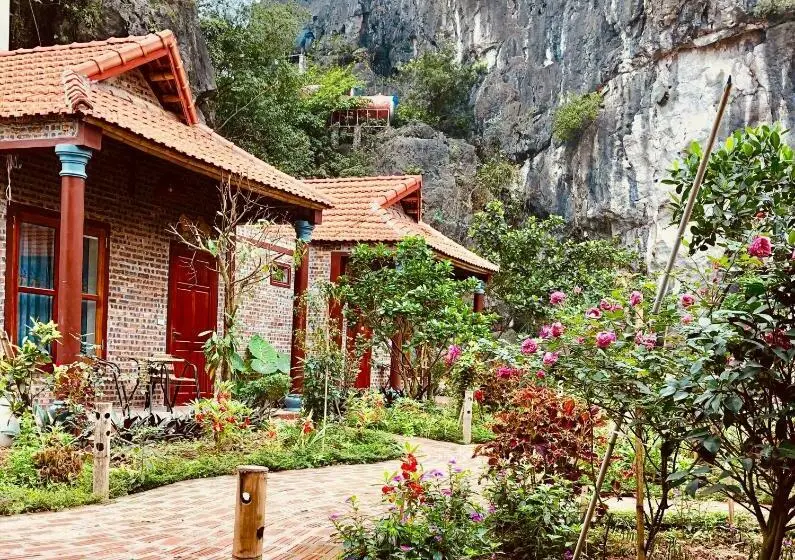 اتاق استاندارد با چشم‌انداز کوهستان, Ruby Homestay
