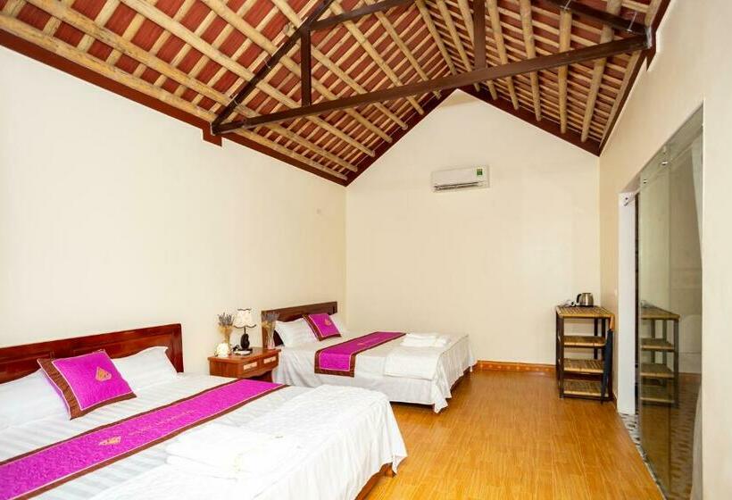 اتاق استاندارد چهار تخته, Ruby Homestay