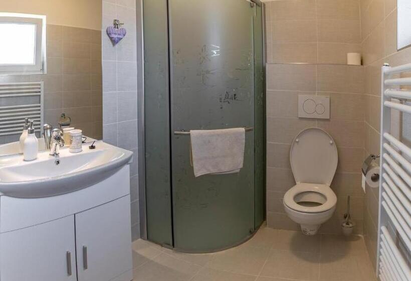 스탠다드 룸 가든 전망, Berunka