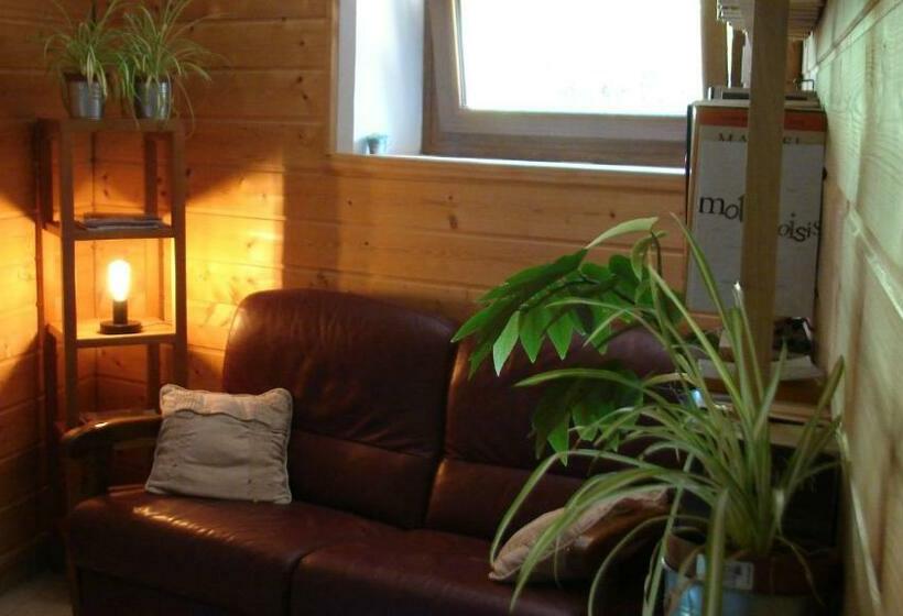 Номер Стандарт, Maison Les Greniers