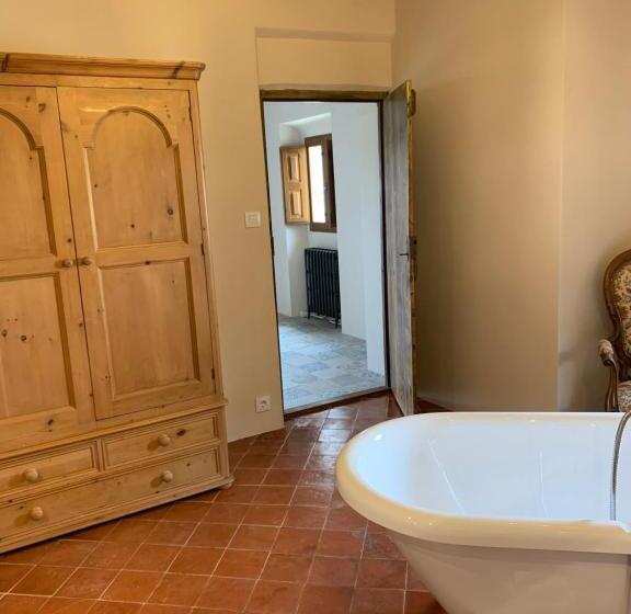 جناح عائلي, Casa Lascorz