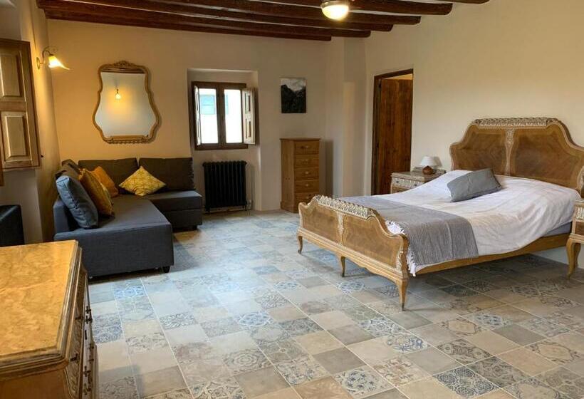 جناح عائلي, Casa Lascorz