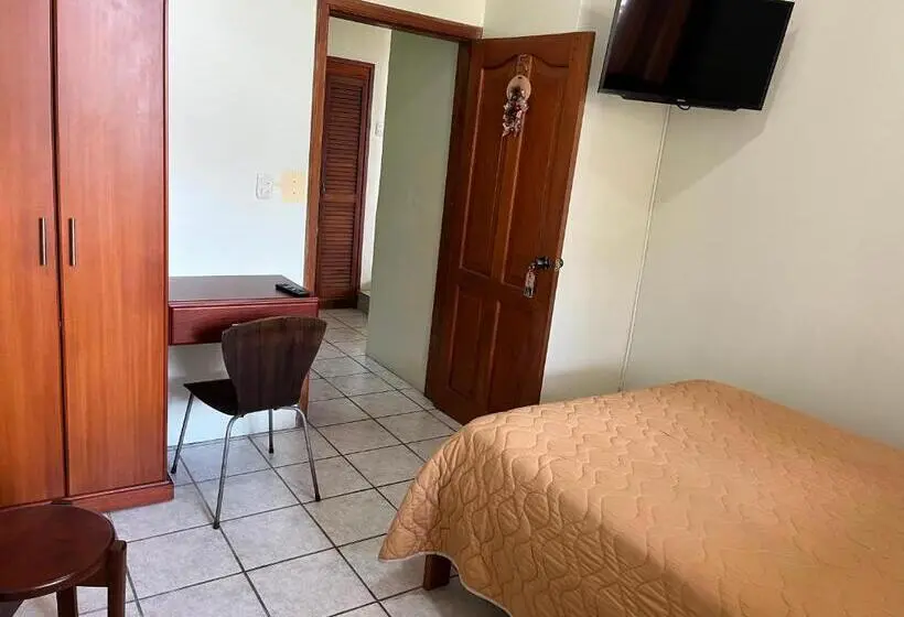 Habitació Basic, Hosteria Shell