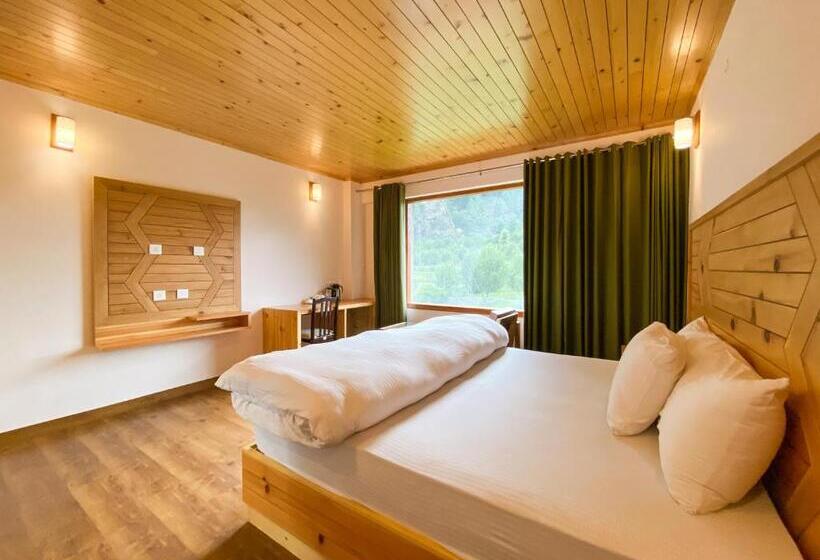 デラックスルーム, Batseri Sangla