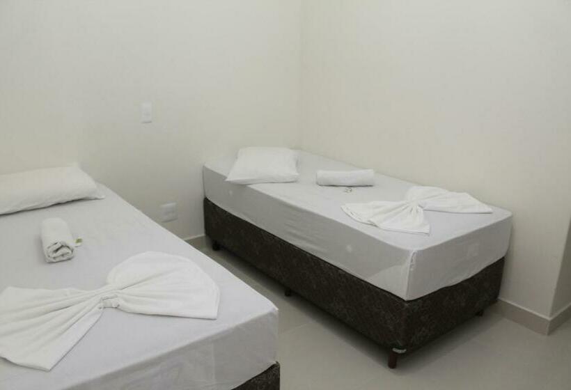 Номер Deluxe, Emburi