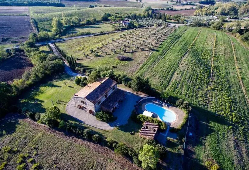 プール付き１ベッドルームヴィラ, Tenuta Di Montemassi Podere Raspollino