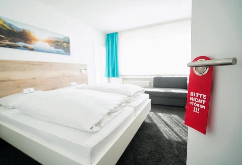 Трехместный Номер Комфорт, Zur Sonne