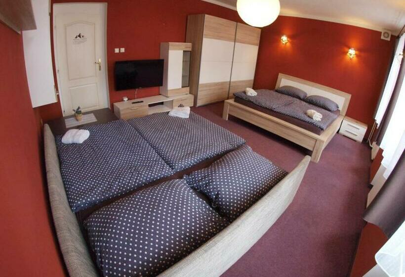 Номер Deluxe, Penzion V Horách