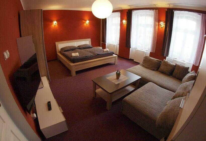 Номер Deluxe, Penzion V Horách