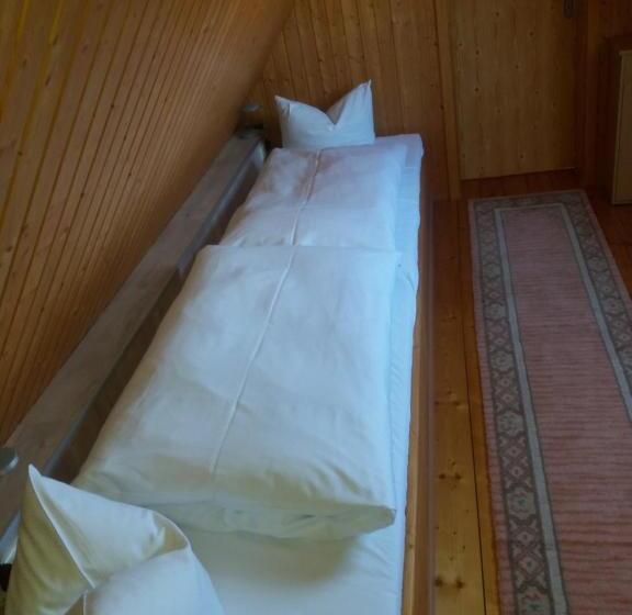 メゾネットスイート, Windmühlenhof