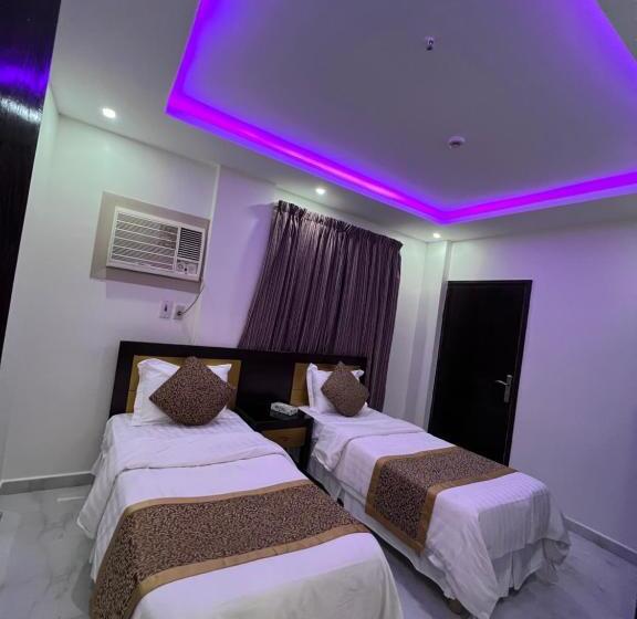 סוויטה משפחתית, شقق أمواج للشقق المخدومة