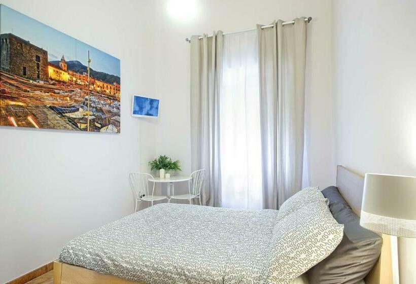 اتاق لوکس, La Nuova Cittadella