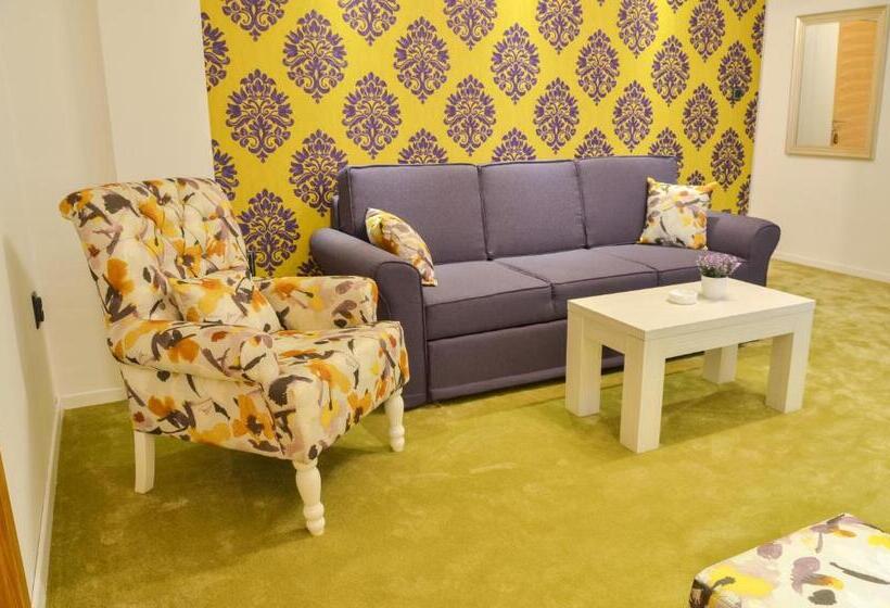 سوییت, Jet Set Pale