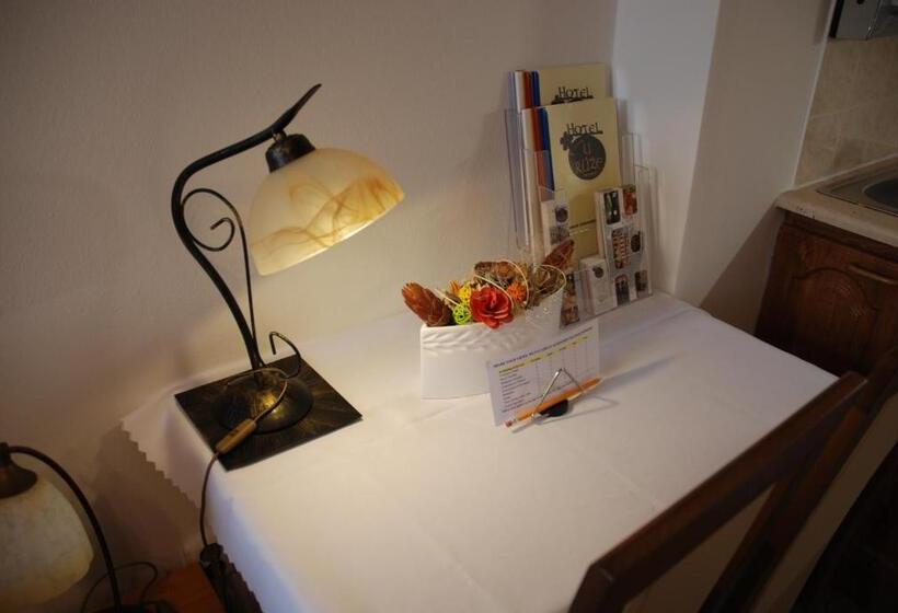 غرفة قياسية, U Růže