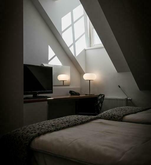 Номер Стандарт, Zámeček Petrovice