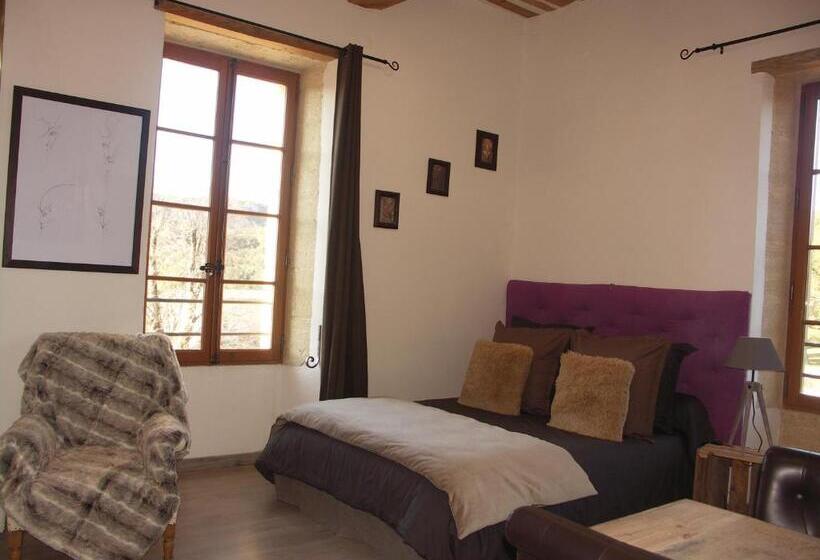 إستوديو قياسى مطلّ علي الحديقة, Domaine Saint Martin