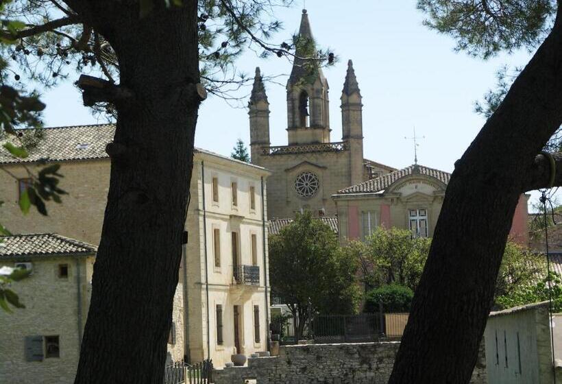 סטודיו סטנדרטי נוף לגינה, Domaine Saint Martin