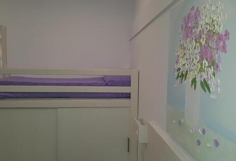 اتاق خانوادگی, Hostal Mi Campaña