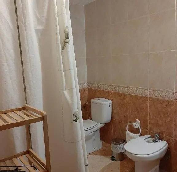 اتاق استاندارد با بالکن, Hostal Moraima