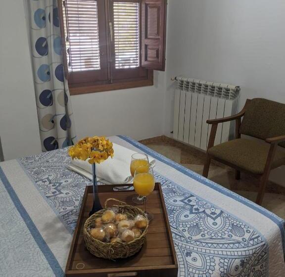 Номер Стандарт Вид на Горы, Hostal Moraima