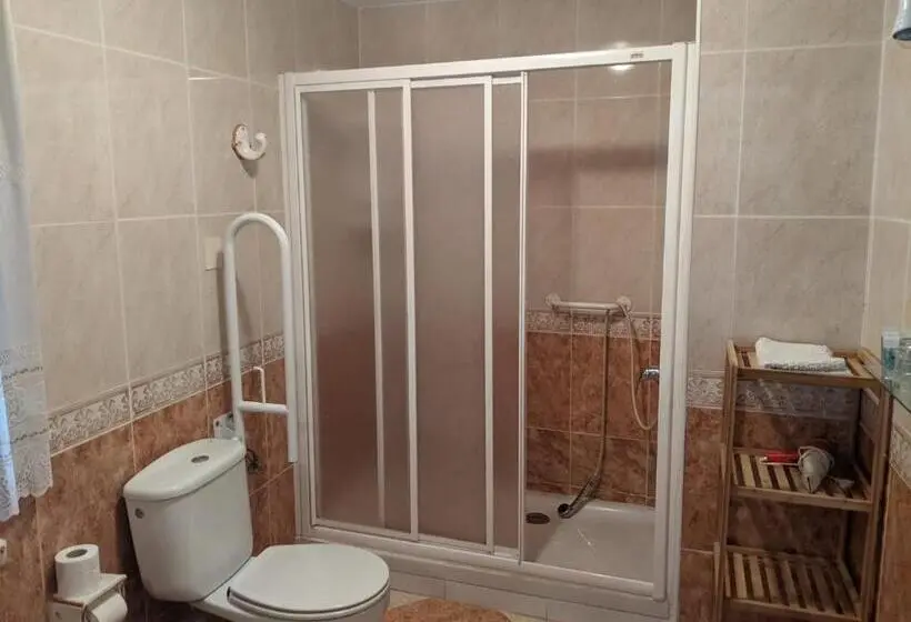 اتاق استاندارد, Hostal Moraima